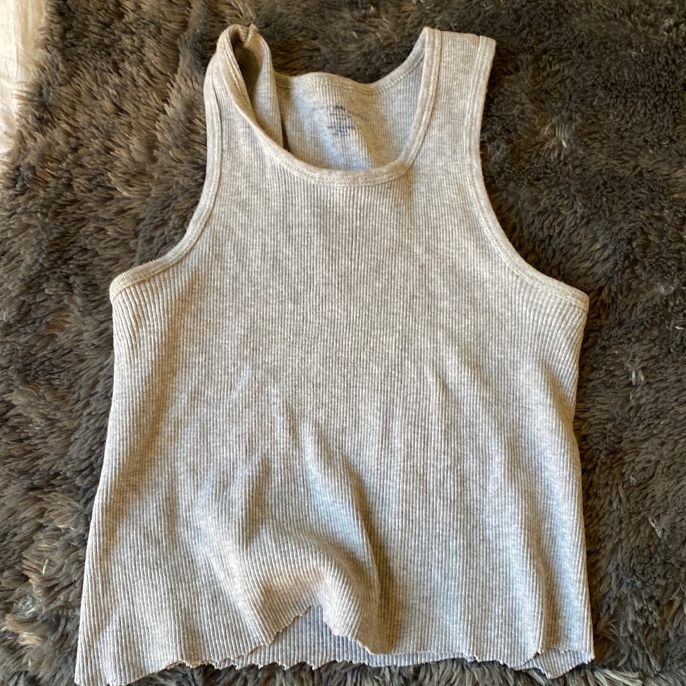 Grey cropped*** tank top